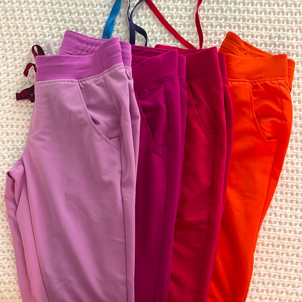 Sunset Orange FIGS Scrubs Zamora Joggers (Catarina Top included)